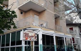 Hotel Maxim
