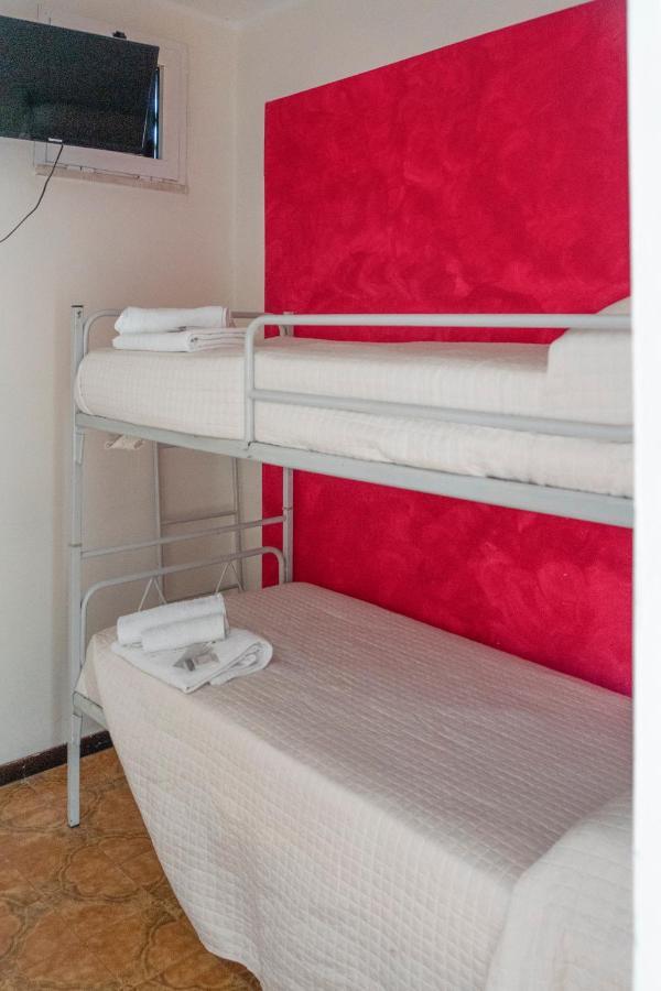 Hotel Maxim Misano Adriatico Esterno foto